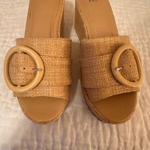 Women's Tan Woven Slide Sandals